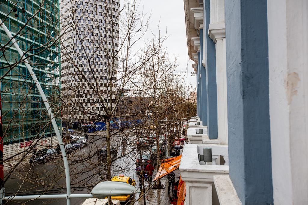 Living Hotel Тирана Номер фото